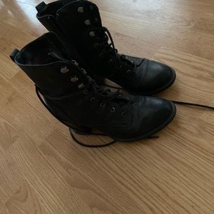 American rag booties size 8
